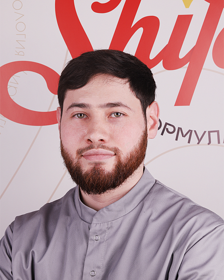 Баратов Исламир Евгеньевич